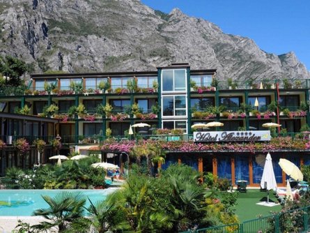 hotel alexander limone sul garda (4)