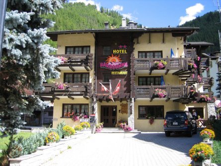 hotel bargsunnu saas grund saasdal (4)
