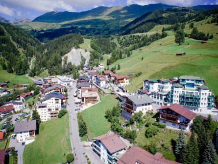 hotel jennys schlössl serfaus tirol vakantie oostenrijk oostenrijkse alpen (6)