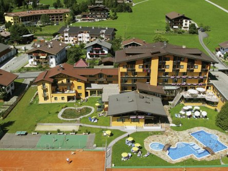 hotel sporthotel brixen im thale tirol vakantie oostenrijk oostenrijkse alpen (2)