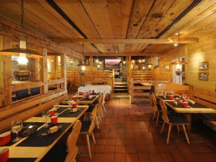 eiger selfness hotel grindelwald bern (3)