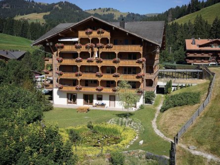 golfhotel les hauts de gstaad spa saanenmöser bern (48)