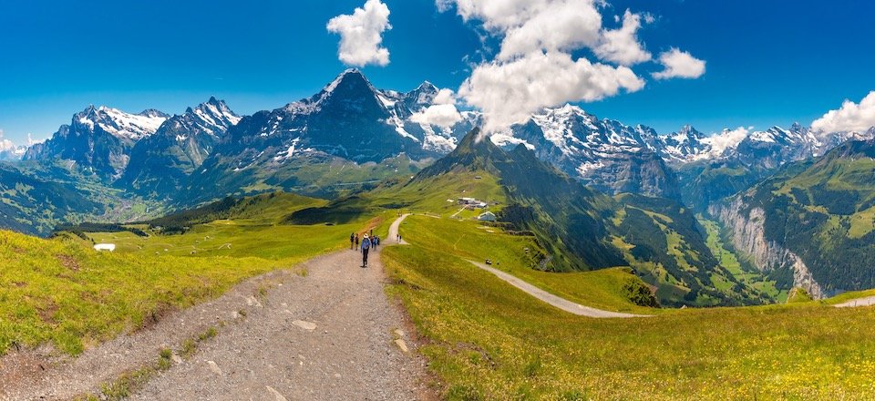 adobestock_281701107_jungfrau_grindelwald_lauterbrunnen_berner oberland_zwitserland