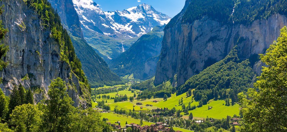 adobestock_285454379_lauterbrunnen_berner oberland_zwitserland